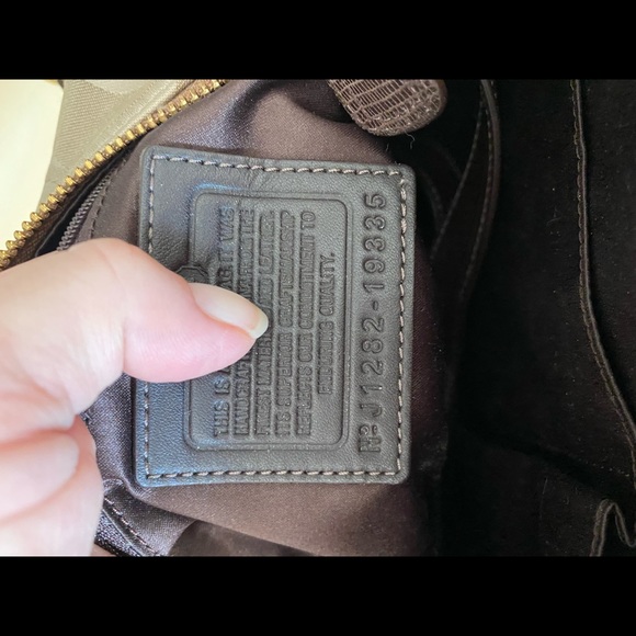 Coach authentic handbag - Picture 8 of 8
